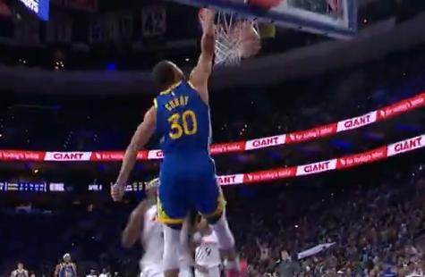 必一运动官方下载-库里六年唯一一扣为了他：这是我生涯的最后一扣