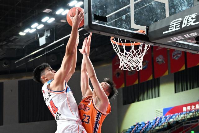 必一运动官网app-出色表现令李春江点赞 新疆用大胜奠定新赛季基调