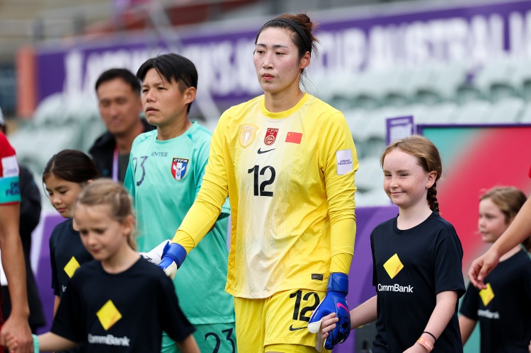 必一运动官网app-直播吧：陈晨仍在康复中，彭诗梦半决赛对阵澳大利亚继续首发